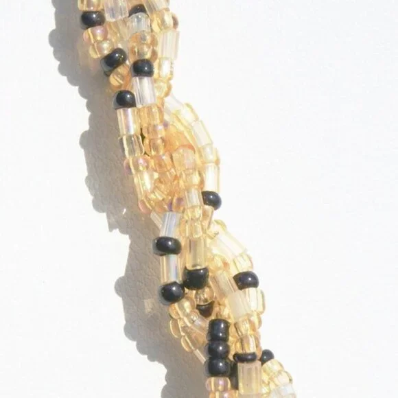 Handmade Bronze Round Oyster Shell Necklace - Picture 4 of 4